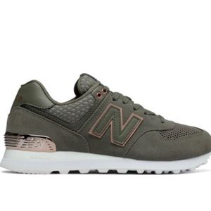 New balance 574 - army green with rose gold detailing